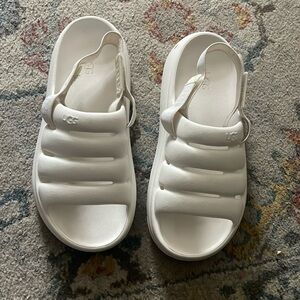 UGG Sport Yeah Slingback Sandals White Size 9W